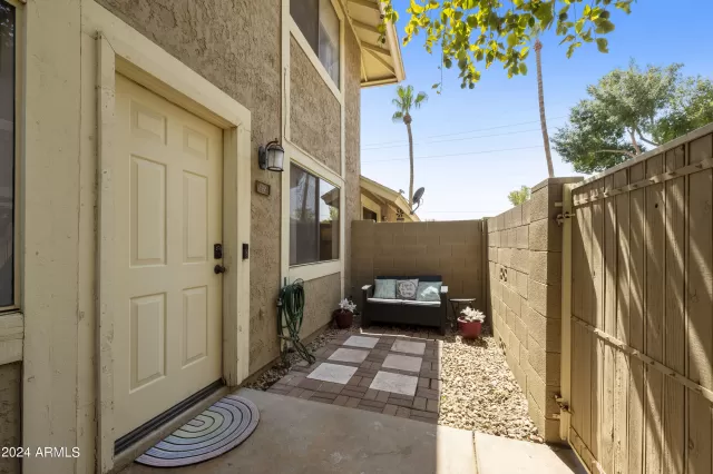 MLS: 6730584 Condo For Sale