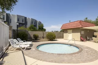 Photo #6: 6730584 Listing 