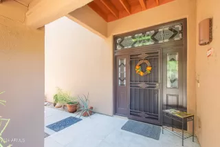 Photo #2: 6730717 Listing