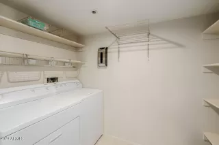 Photo #2: 6730858 Listing 