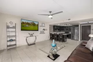 Photo #6: 6730858 Listing 