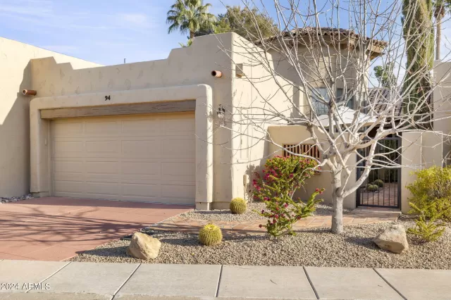 MLS: 6731204 Condo For Sale