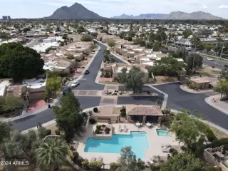 Photo #2: 6731204 Listing