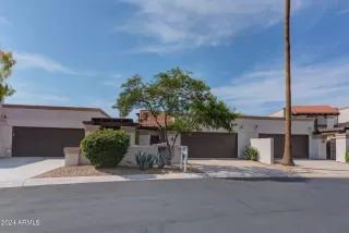 Photo #2: 6731290 Listing 