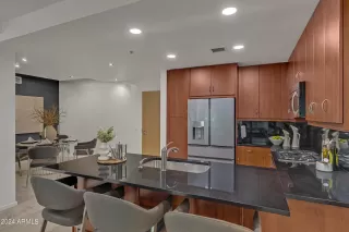 Photo #4: 6731296 Listing