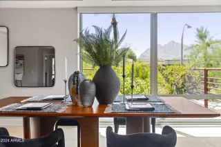 Photo #3: 6731297 Listing