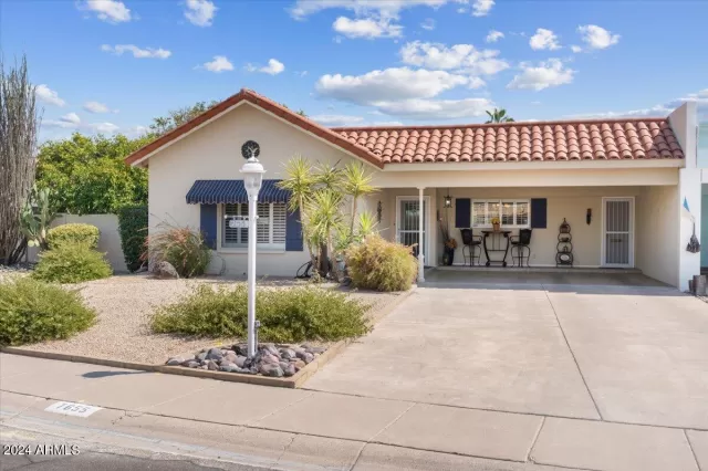 MLS: 6731391 Condo For Sale