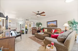 Photo #5: 6731391 Listing