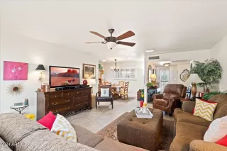 Photo #6: 6731391 Listing