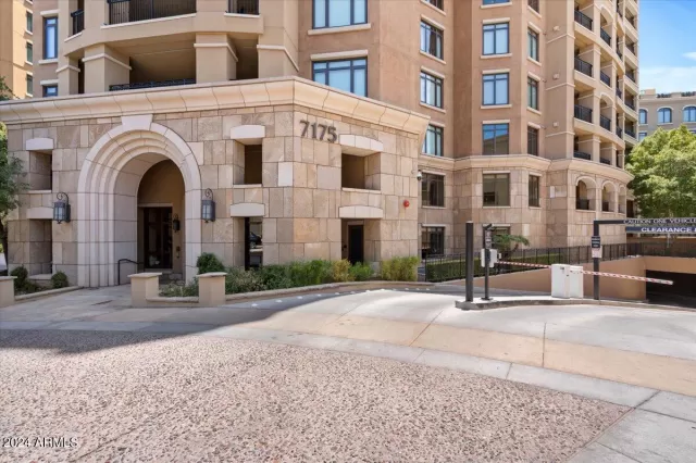 MLS: 6731579 Condo For Sale