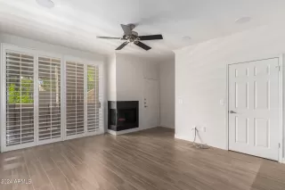 Photo #4: 6731897 Listing