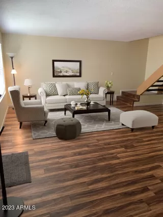 Photo #1: 6731978 Listing