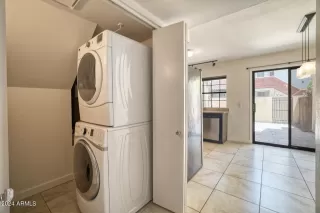 Photo #4: 6732102 Listing