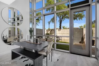 Photo #6: 6732179 Listing