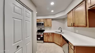 Photo #3: 6732355 Listing