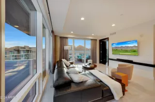 Photo #1: 6732449 Listing