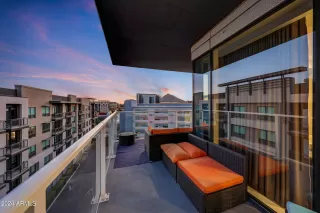 Photo #6: 6732449 Listing