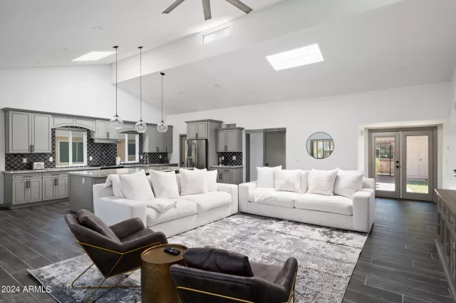 MLS: 6732561 Condo For Sale