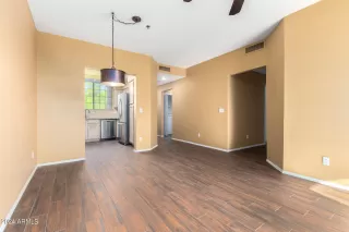 Photo #5: 6732986 Listing