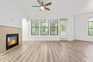 Photo #2: 6733282 Listing