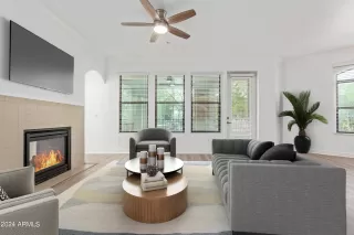 Photo #3: 6733282 Listing