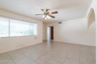 Photo #4: 6733540 Listing