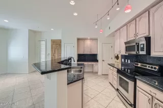 Photo #5: 6733629 Listing 
