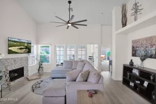 Photo #4: 6733639 Listing 