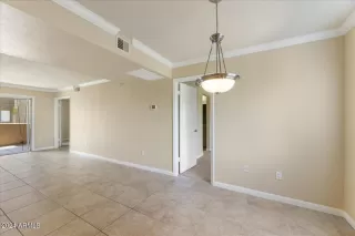 Photo #5: 6734034 Listing