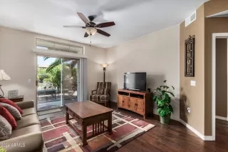 Photo #3: 6734179 Listing