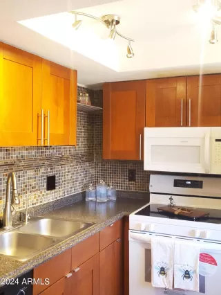 Photo #1: 6734375 Listing 