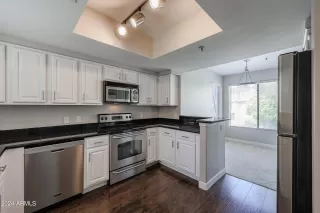 Photo #3: 6734389 Listing