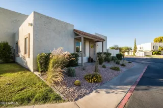 Photo #4: 6734432 Listing