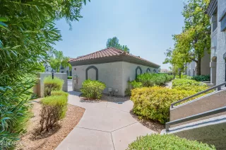 Photo #3: 6734709 Listing 