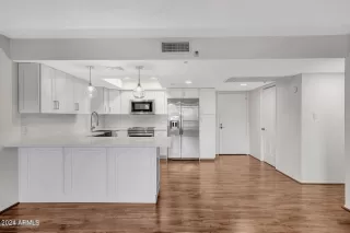 Photo #2: 6734757 Listing 