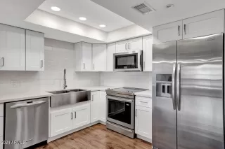 Photo #3: 6734757 Listing 
