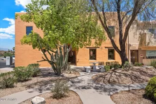 Photo #1: 6734850 Listing 