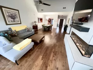 Photo #2: 6734939 Listing 