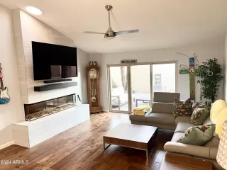 Photo #5: 6734939 Listing 