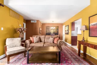 Photo #4: 6735206 Listing 