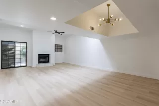 Photo #6: 6735727 Listing 