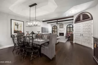 Photo #3: 6735867 Listing