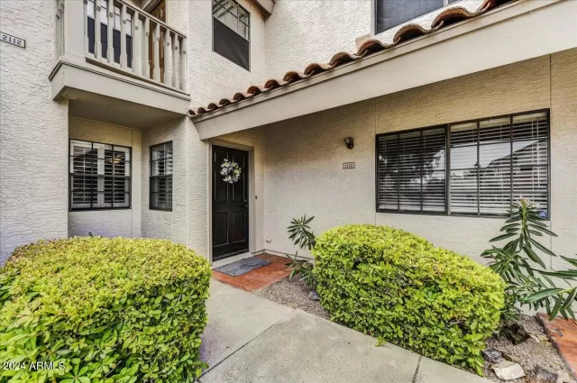 MLS: 6735914 Condo For Sale