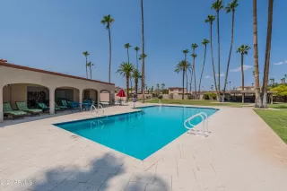 Photo #2: 6735925 Listing