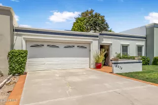 Photo #1: 6735997 Listing