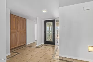Photo #4: 6735997 Listing