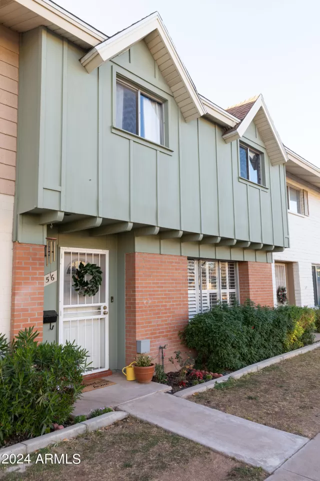 MLS: 6736039 Condo For Sale