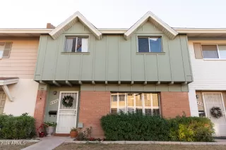 Photo #1: 6736039 Listing