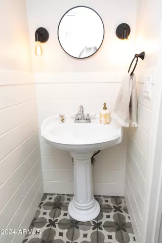 Photo #6: 6736039 Listing