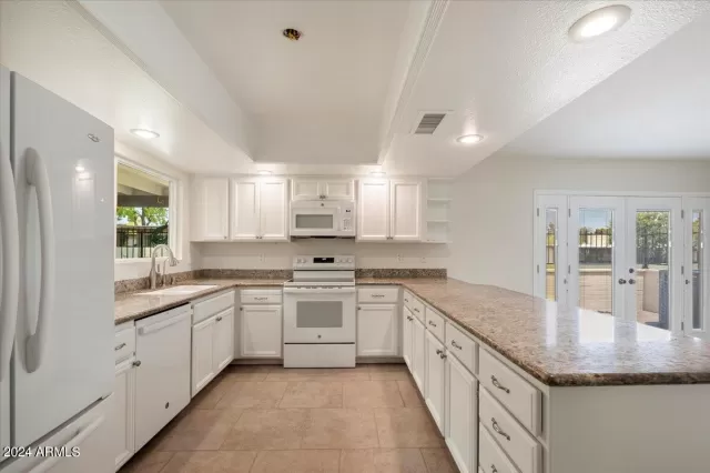 MLS: 6736175 Condo For Sale